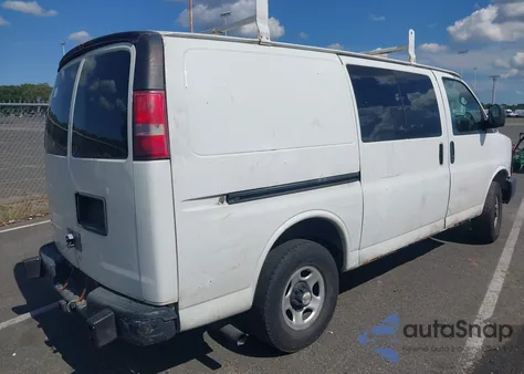 2004 Chevrolet Express из США, поврежденный, VIN 1GCFG15X741172754